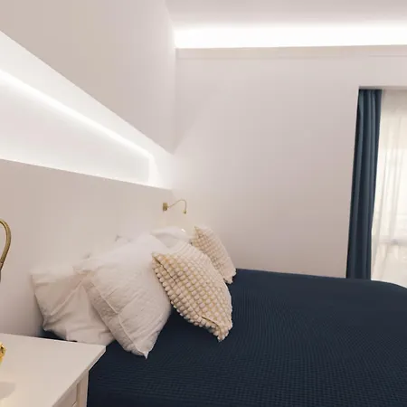 Giuliana * Летоянни